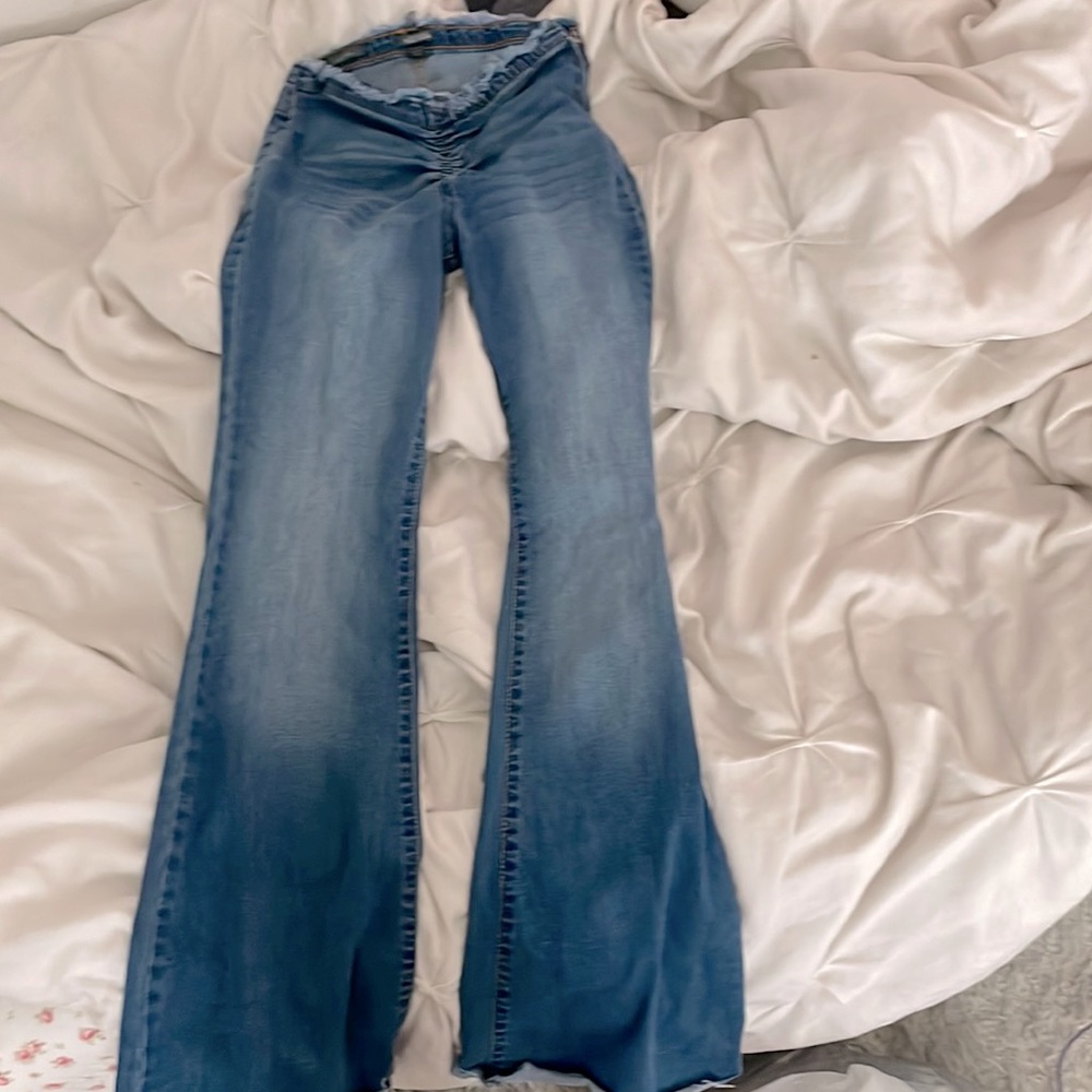 Cute flare jeans, dark blue, ruffle at top, zipper on sides